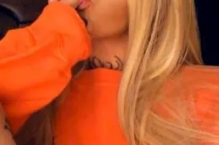 ➡ IF U WANNA SEE ME ➡ MESSAGE ME ON MY 💦𝙊𝙉𝙇𝙔𝙁𝘼𝙉𝙎💦 AND I WILL MESSAGE YOU BACK ⬇ 𝙄𝙉𝙎𝙏𝘼𝙉𝙏𝙇𝙔 PRESS DOWN ON MY ONLYFANS LINK BELOW AND PRESS OPEN 👇 https://onlyfans.com/wettitaliansophia - Image 6